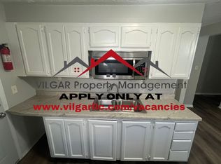 410 Lincolnway Way #4, La Porte, IN 46350