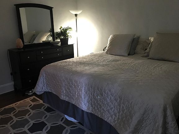 3rd image of 15605 Madison Ave #12