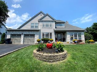 89 Ida Ln, Brick, NJ 08724