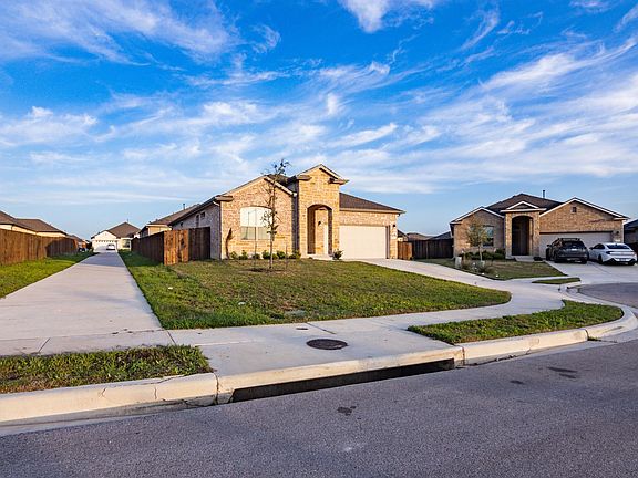 2nd image of 18020 Curio Dr