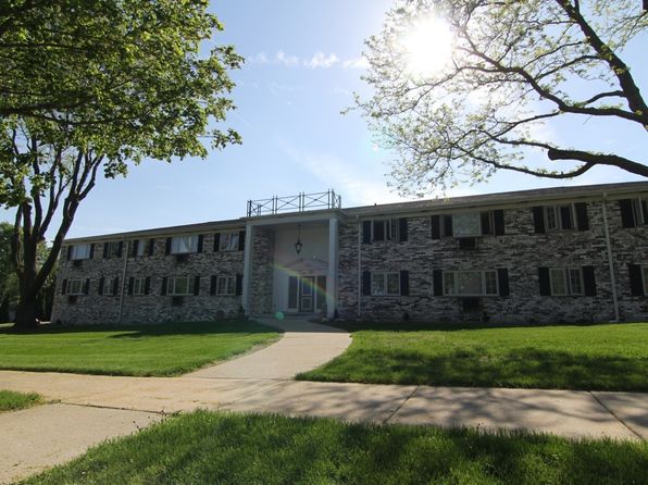 Carriage Hills, W162N11811 Park Ave APT 104, Germantown, WI 53022