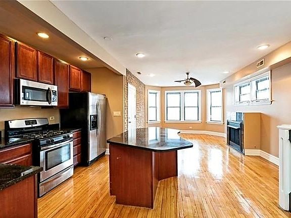 4th image of 6610 S Kenwood Ave APT 201