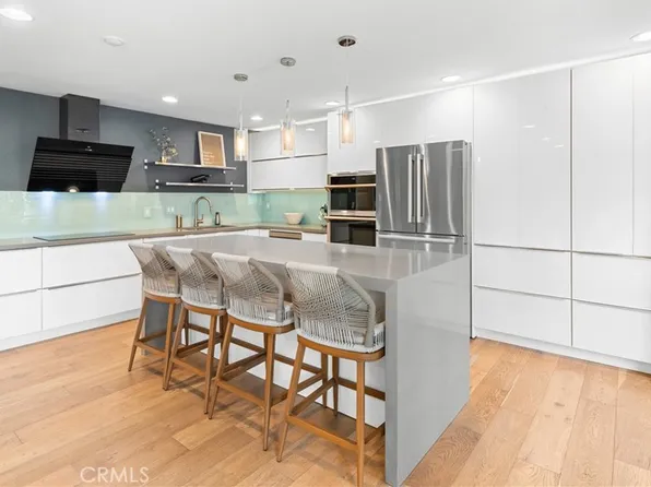 615 S Prospect Ave Unit 105, Redondo Beach, CA 90277