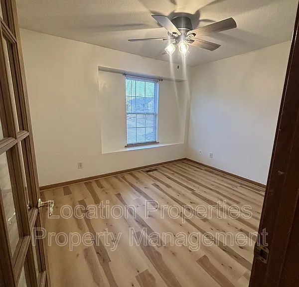 4963 Stoneback Dr W — Photo 10