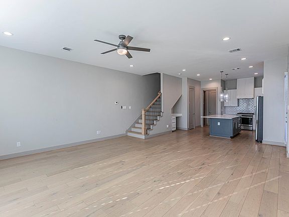 3rd image of 5714 Kemp St