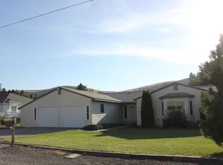 1516 S 5th St, Dayton, WA 99328