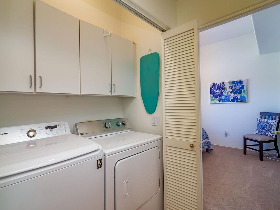 1st image of 54324 Avenida Madero