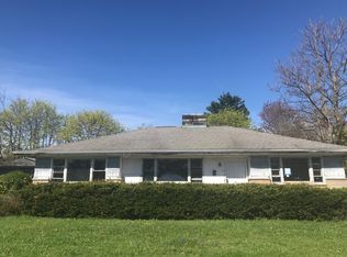 22 Madison Ave, Brentwood, NY 11717