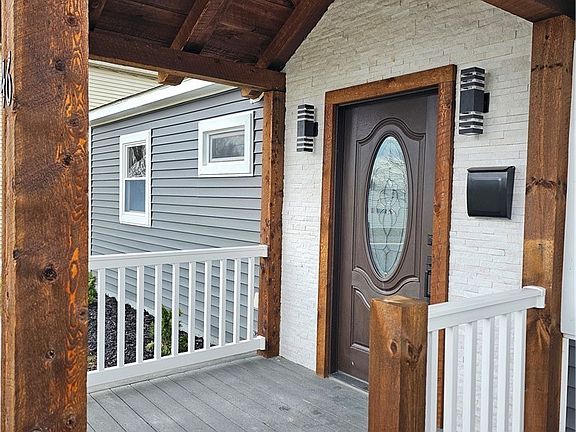 4th image of 46 Walnut Dr