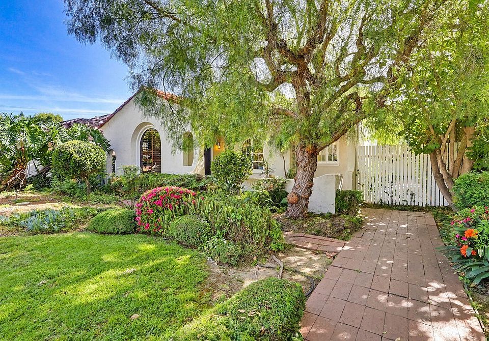 1st image of 3852 N Weston Pl