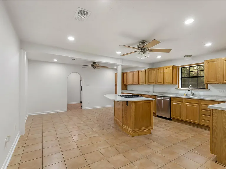 22595 Pineridge Dr — Photo 8