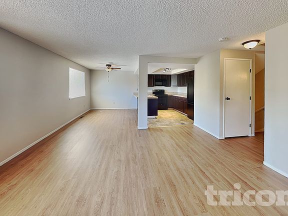 2nd image of 841 Wyoming Ave