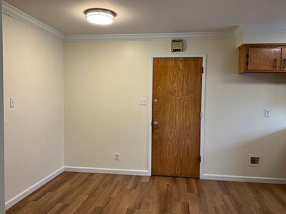 5th image of 800 Bell Air Dr