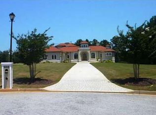 615 Wentworth Ct, Fayetteville, GA 30215