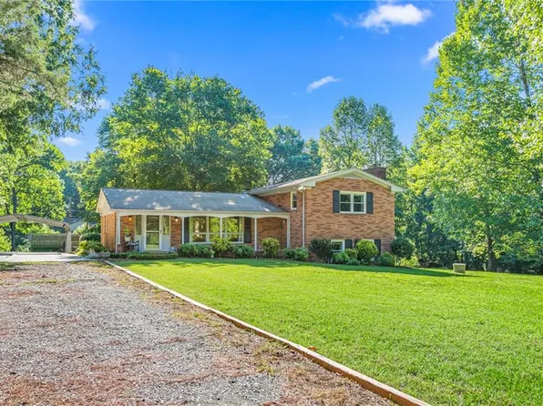 5220 Eastcrest Rd, Mc Leansville, NC 27301