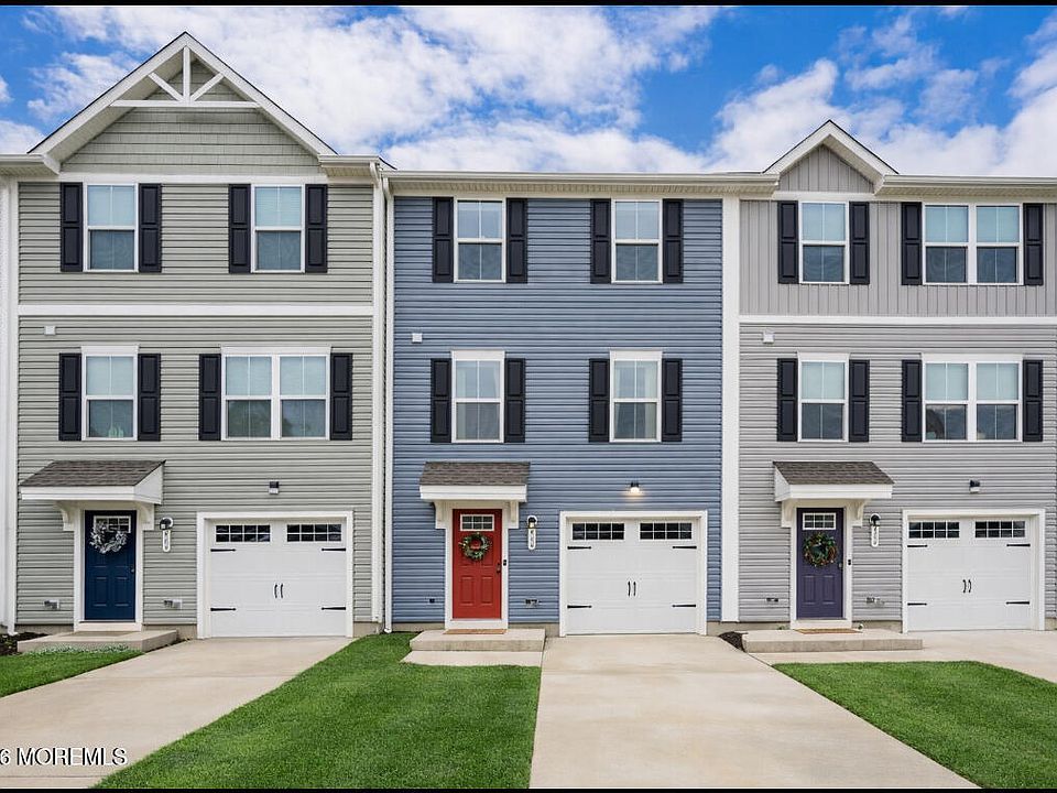 1st image of 406 Cyprus Court