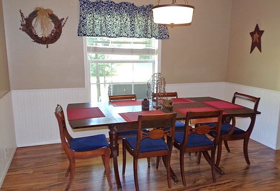 5th image of 5549 S Pine Dr
