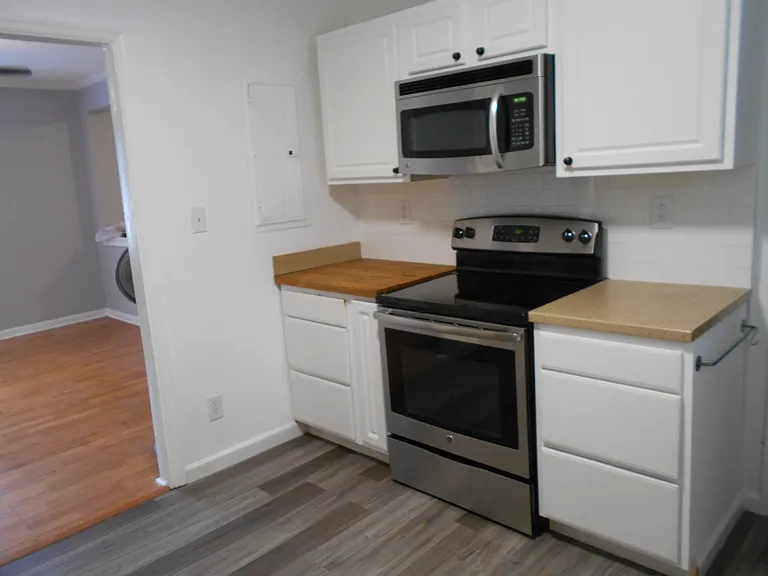 1413 Hardee St — Photo 8