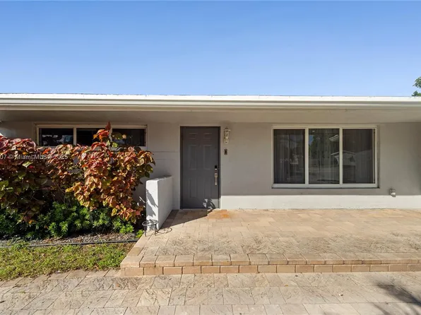 8521 NW 28th Pl, Sunrise, FL 33322