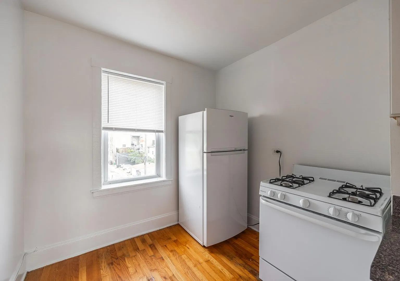 3050 West Berteau Avenue #3 — Photo 2