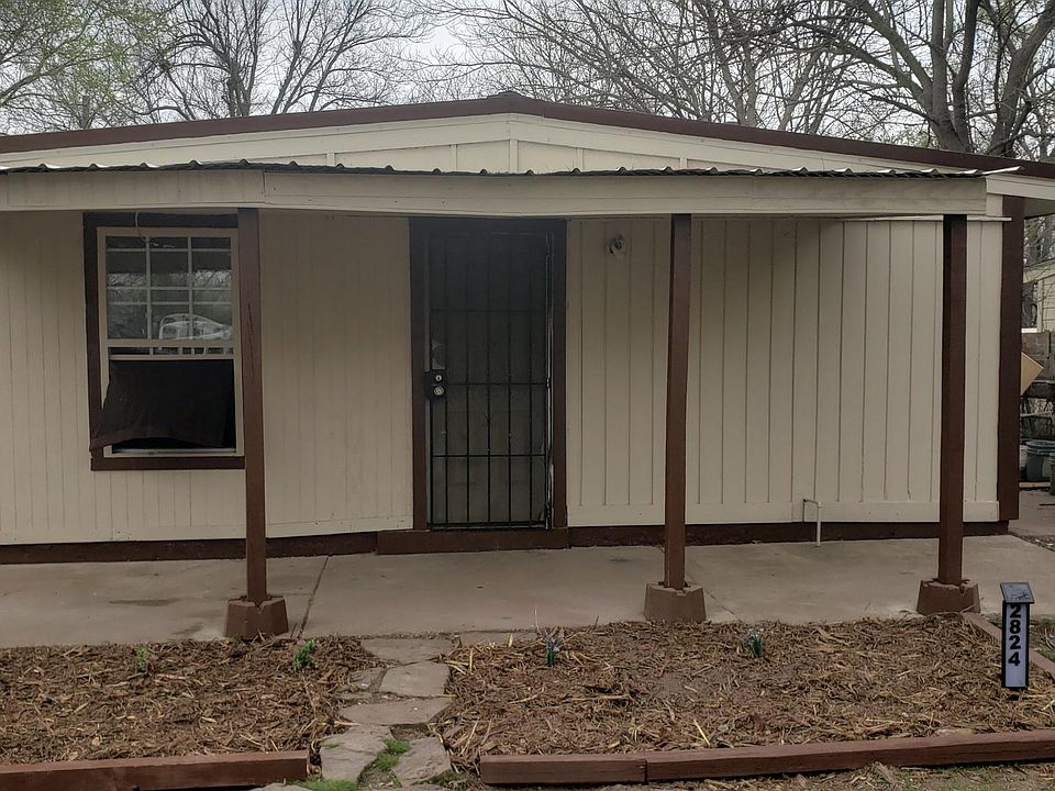 1st image of 2824 E 45th Pl S