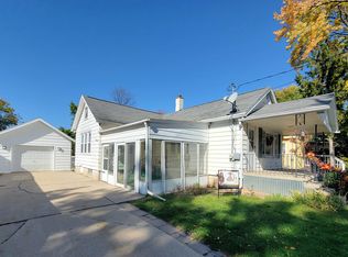 909 N Mason St, Appleton, WI 54914