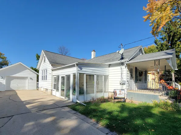 909 N Mason St, Appleton, WI 54914