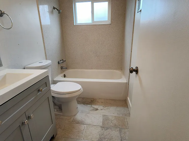 3809 Maybelle Avenue — Photo 25