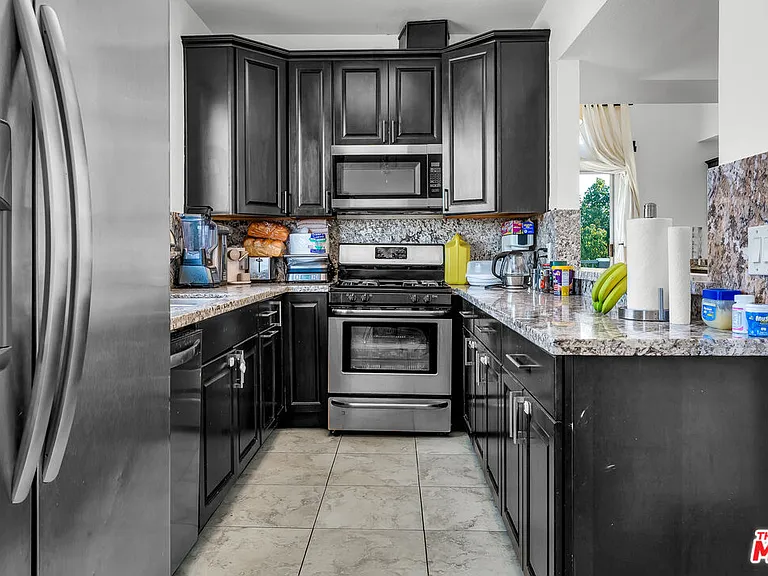 1481 S Shenandoah St #101 — Photo 5