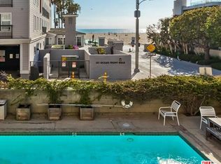22 Navy St APT 206, Venice, CA 90291