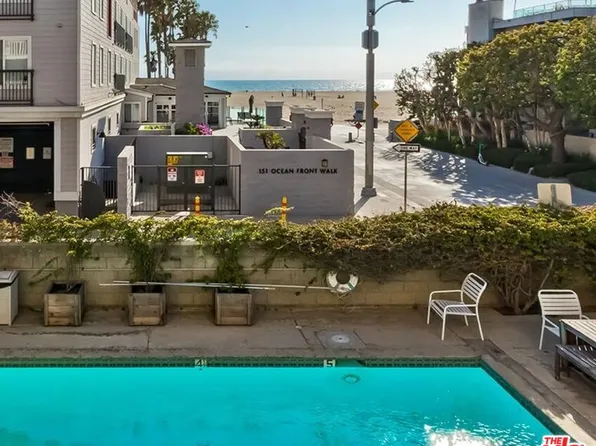 22 Navy St APT 206, Venice, CA 90291