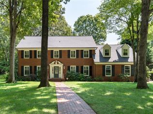 500 Parkmont Dr, Greensboro, NC 27408