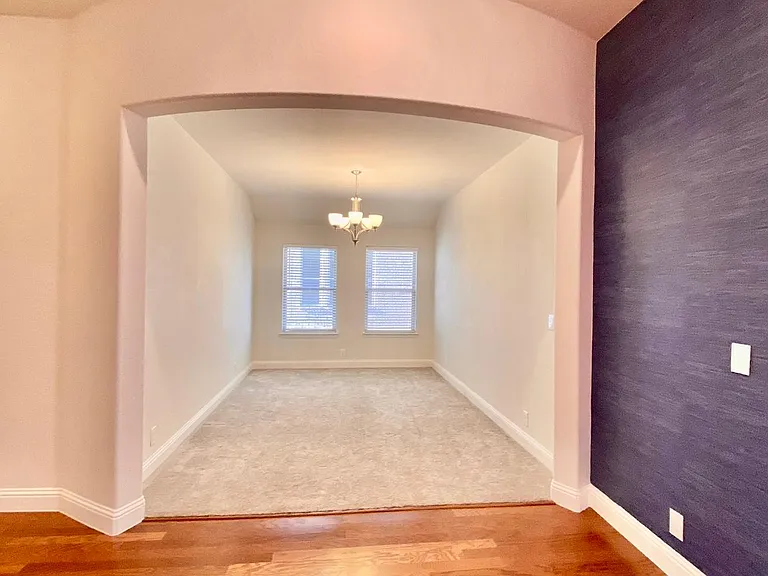 4404 Cherry Cv — Photo 29