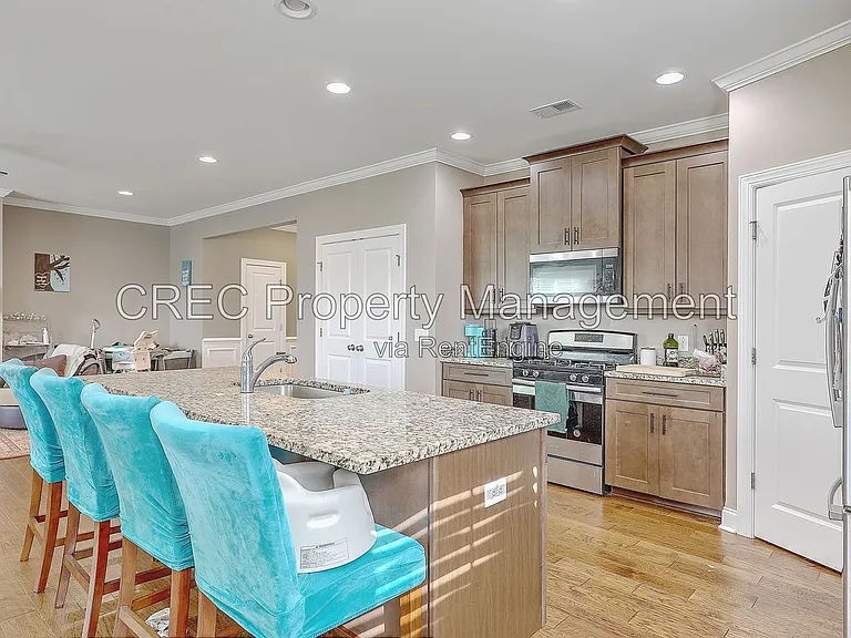 1157 Leary St — Photo 11