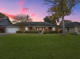 205 N Michot Rd, Lafayette, LA 70508