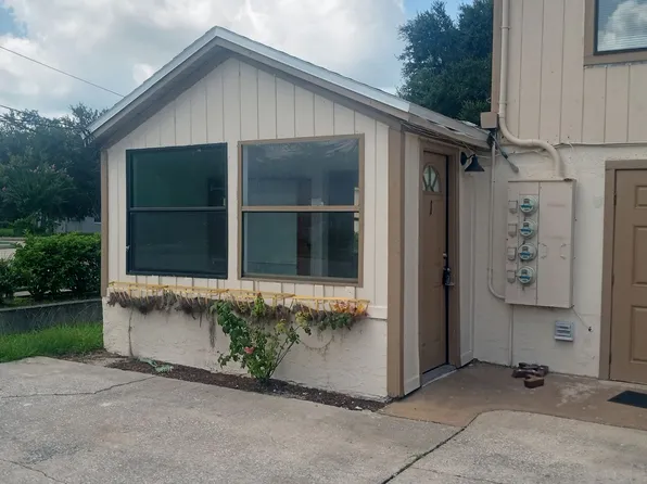 5038 & 5040 S Ridgewood Ave, 5038 & 5040 S Ridgewood Ave #1, Pt Orange, FL 32127