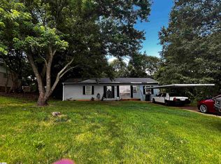 207 Meadors Ave, Greenville, SC 29605