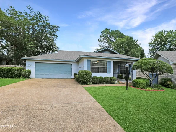 135 Caribbean Cv, Clinton, MS 39056
