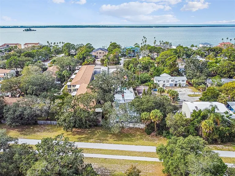 1523 Bayshore Blvd #6 — Photo 42