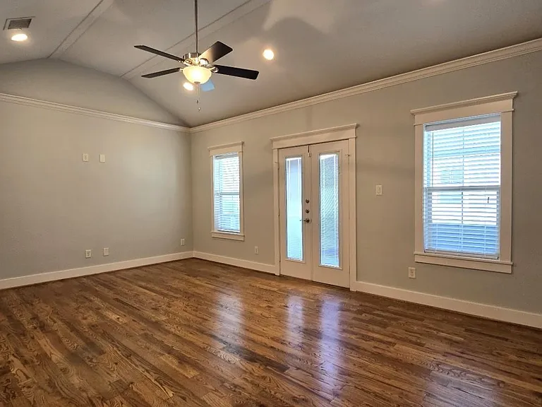 4109 Allen St — Photo 25