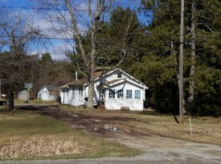 9938 S Graham Rd, Saint Charles, MI 48655