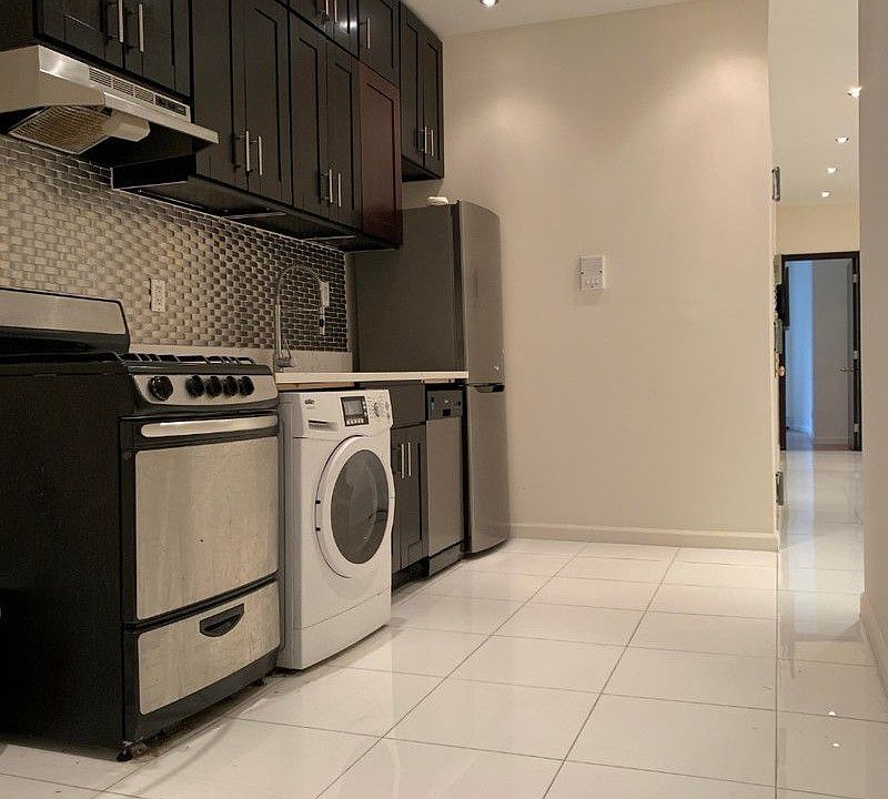 1st image of 221 W 115th St APT 3A