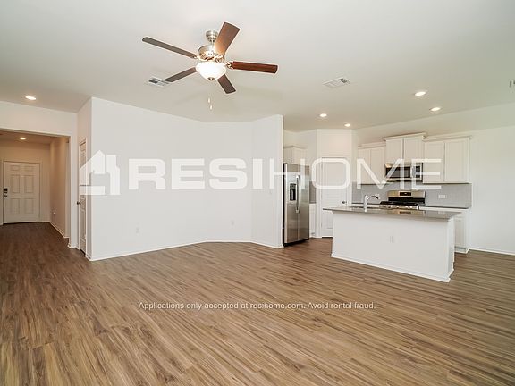 5th image of 10513 Steinbeck Dr
