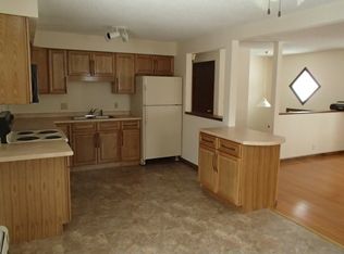 150 Cushman Dr, Farmington, ME 04938