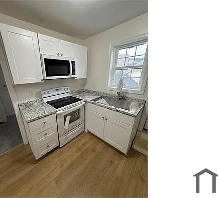 9 Addison St #3 — Photo 5