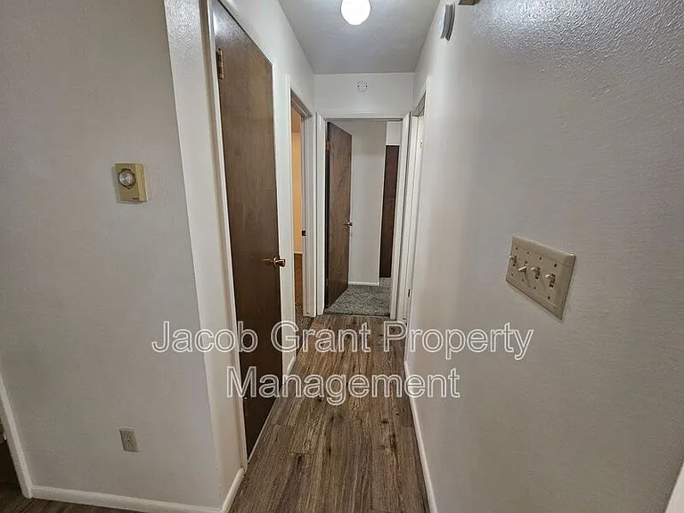 796 Whittier St #1 — Photo 7