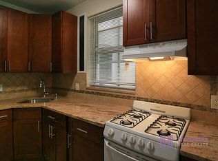 44-04 30th Ave #1LR, Astoria, NY 11103