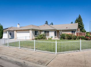 2476 N Berlin Ave, Fresno, CA 93722