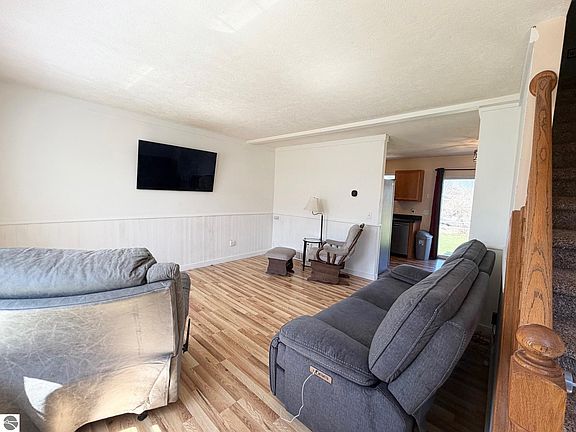 2nd image of 3472 Lamar Dr