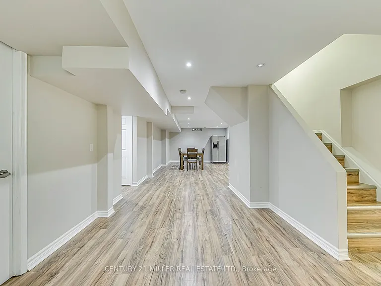 1351 Fieldcrest Ln #LOWER — Photo 6